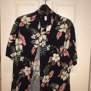 VINTAGE Hawaiian shirt